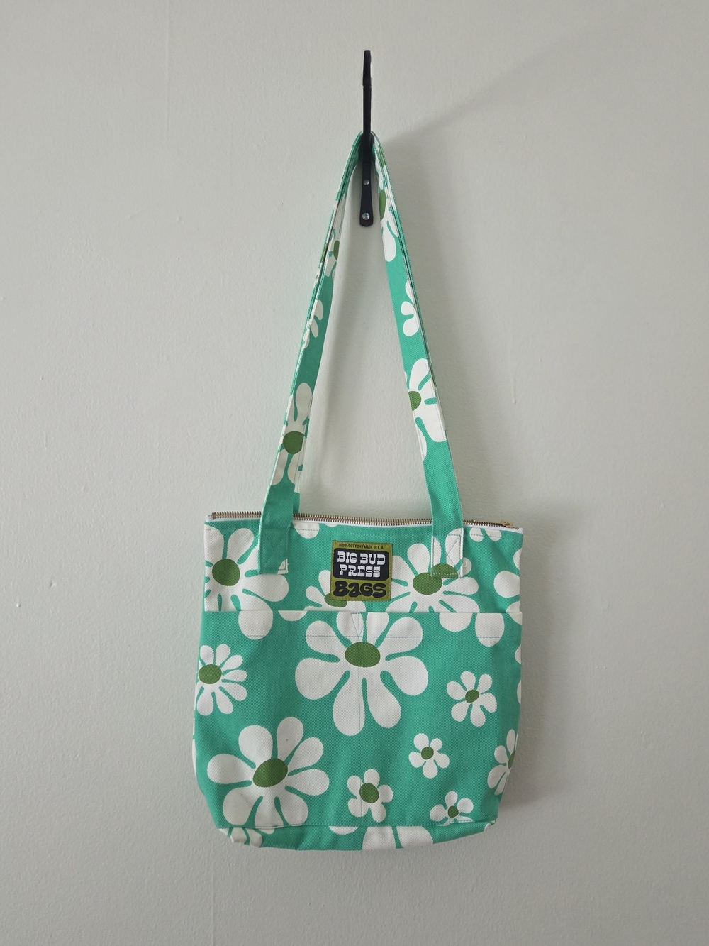 Big Bud Press Teal Green Daisy Tote